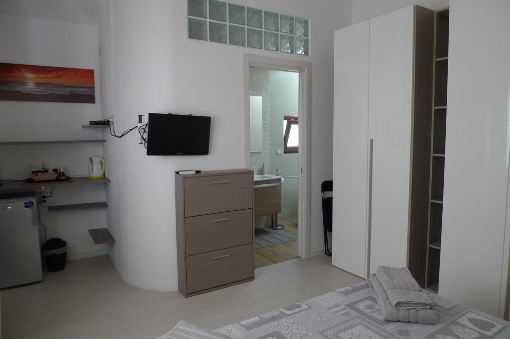 Villaggio Est Affittacamere San Teodoro  Εξωτερικό φωτογραφία